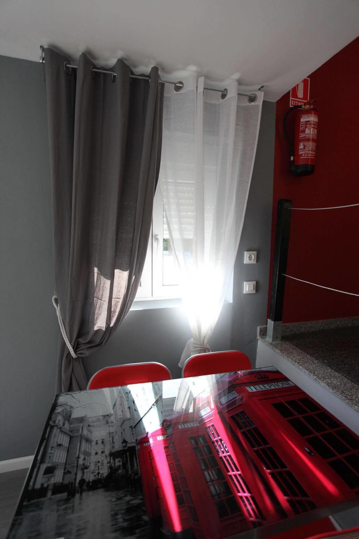 Hotel Apartamentos Rock Star Taboadela Екстериор снимка